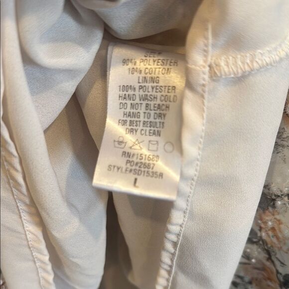 Storia Elegant Cream Floral Tiered Dress - Picture 6 of 7